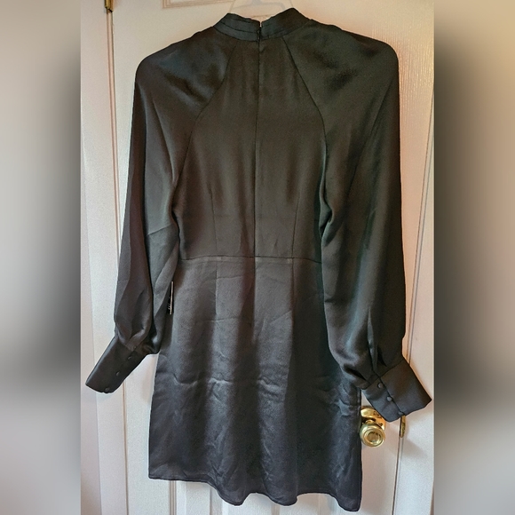 NWT Size M Express Long Sleeve Mini Dress - Picture 2 of 6